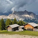 Hiking-in-Val-Badia-valley
