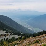 Bereits während des Anstiegs erschließen sich malerische Ausblicke