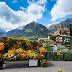 Im Frühling erstrahlt Schenna in den schönsten Farben