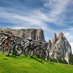 Auch Mountainbiker suchen die Spitzbühlhütte gerne auf