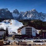 Am Kreuzbergpass, der Grenze zwischen Südtirol und dem Veneto