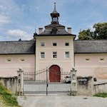 Die Rückseite des pittoresken Barockschlosses