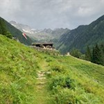 Nur noch wenige Meter trennen uns von der Rotbachalm...