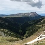 Unser Blick fällt auf den benachbarten Villanderer Berg und das Rittner Horn