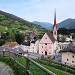 Unsere Wanderung beginnt und endet bei der Pfarrkirche in Mareit