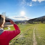 Auf-dem-landschaftlich-reizvollen-Pfaffensteig-nach-Issing