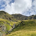 Bachläufe durchziehen die Ridnauner Bergwiesen