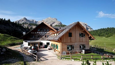 Die Fodara Hütte lädt zur Einkehr