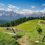Die Wanderung auf den Golfen führt durch eine traumverlorene Berglandschaft 