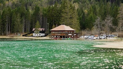 Il verde Lago di Dobbiaco