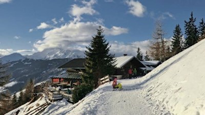 Die Prantneralm ist auch im Winter bewirtschaftet