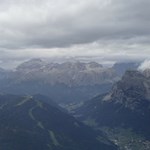 Blick auf das Gadertal und die Gardenaciahochfläche