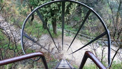 The ascent to the second 