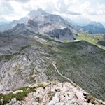 Gesicherte-Passage-während-des-Anstiegs-auf-den-Seekofel