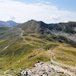 Der sanfte Anstiegsweg auf den Zinseler