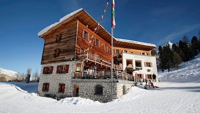 Faneshütte im Winter