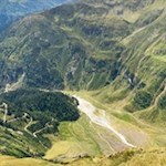 Rückwärtsgewandter Blick auf den Aglsboden und den Anstiegsweg