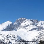 Unser Blick fällt auf die schneebedeckte Hohe Gaisl