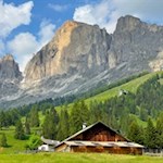 Auf dem Weg zur Malga Secine öffnen sich schöne Ausblicke auf den Rosengarten