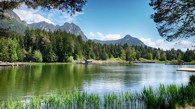 Der Völser Weiher zählt zu den saubersten Badeseen Italiens