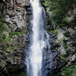 Vom feinen Wasserstaub umfangen genießen wir das Naturschauspiel