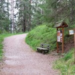 Längs des sanften Sagenweges trifft man auf elf Stationen