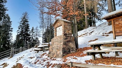 Elisabeth Denkmal Welschnofen