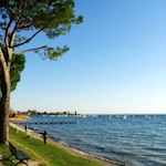 Lungo le incantevoli sponde del Lago di Garda fino a Garda