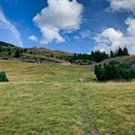 Vor der Kulisse der Leiterspitze zur Genterer Alm
