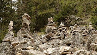 Stoanmandln, die einstigen Wegweiser der Hirten