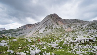 Die Seekofelhütte zu Füßen des Seekofel