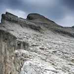 Blick auf den Heiligkreuzkofel und den benachbarten Zehnerkofel