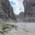 Der geröllreiche Anstieg zur Pisciaduhütte