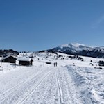 Auf zunächst sanft ansteigenden Wegen in Richtung Astjoch