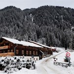 Beim Marakirchl zweigt der Karbachweg ab