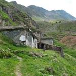 Die Kasernengebäude künden noch heute vom einst regen Schmuggel über die Landesgrenzen... 