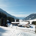 Die Winterwanderung zur Uwaldalm nimmt im Gsieser Talschluss ihren Anfang