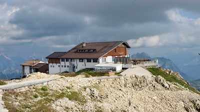 Rifugio Lagazuoi mountain hut