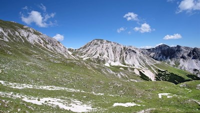 Auf dem Weg Nr. 28 nähern wir uns dem Großen Rosskopf