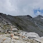 Bei der Landshuter Europa-Hütte zweigt der Weg in Richtung Kraxentrager ab
