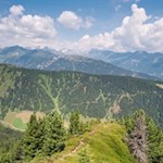 Trotz ihrer recht bescheidenen Höhe eröffnet die Mittagsspitze ein unvergessliches Panorama