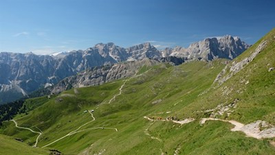 Bereits auf dem Weg zum Peitlerkofel erschließen sich malerische Ausblicke