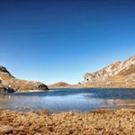 Abgeschieden und friedvoll präsentiert sich der Fojedöra-See