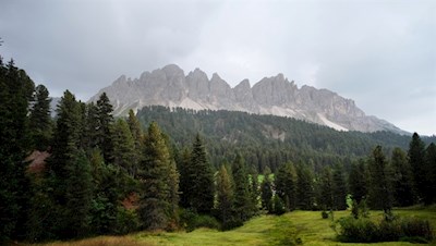Blick auf die gezackten Aferer Geisler