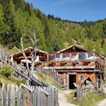 Auf dem Rückweg lädt die Moarhofalm zur Einkehr