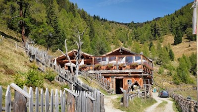 Auf dem Rückweg lädt die Moarhofalm zur Einkehr