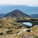 Am Fuße der Plattnerspitze schimmern die Plattner Seen