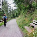 Auf der Elisabethpromenade zum Elisabeth Denkmal