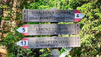 Der Weg auf das Schrotthorn folgt der Markierung Nr. 4