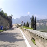 On the way back from Torbole to Nago the path turns out to be quite steep